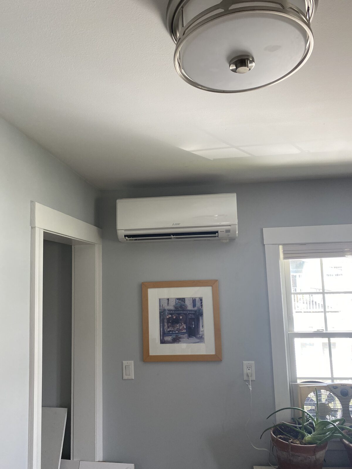 Living-Room Mini-Split Head